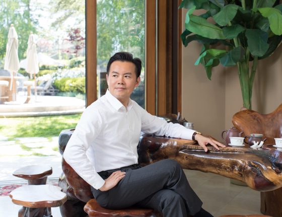 Chicago Booth alumnus gives $10 million for key University priorities