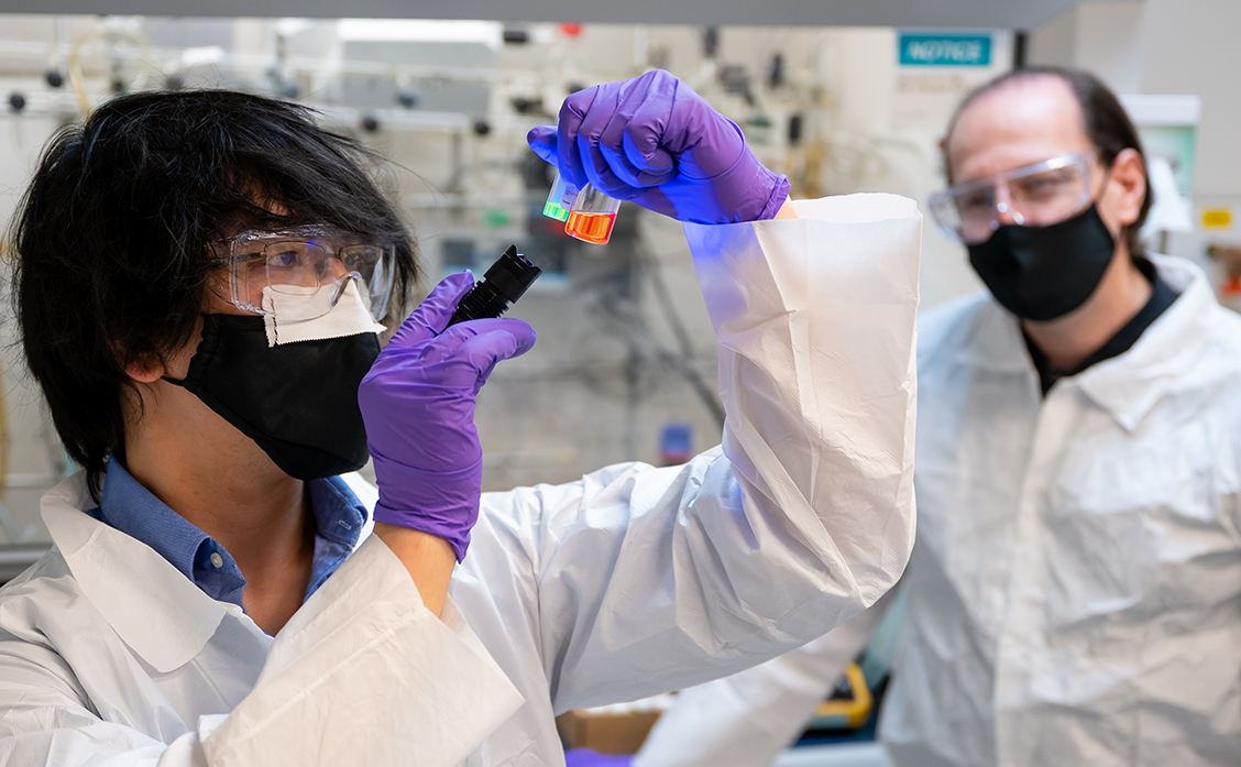 CEO Yu Kambe and Richard Schaller